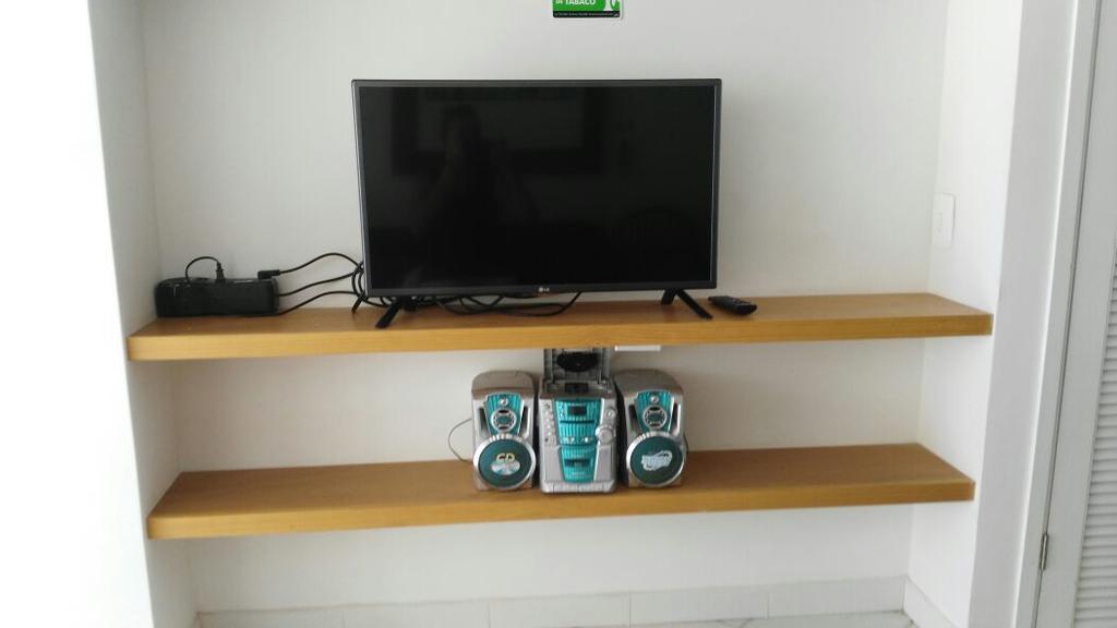 Apartamento En El Centro De San Andres Islas Con Vista Al Mar- Edificio Bay Point 703 Экстерьер фото