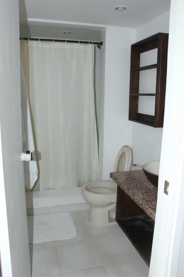 Apartamento En El Centro De San Andres Islas Con Vista Al Mar- Edificio Bay Point 703 Экстерьер фото